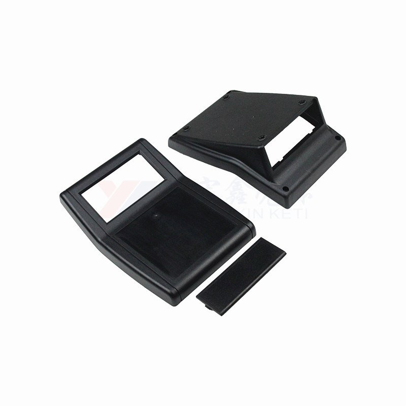 臺(tái)式機(jī)箱