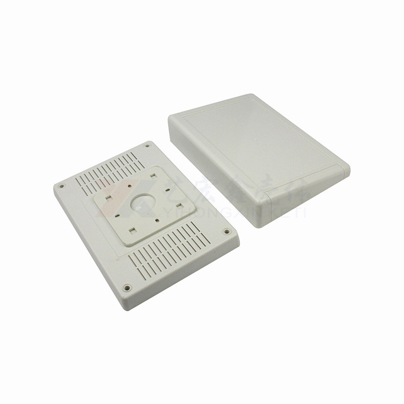 臺(tái)式機(jī)箱